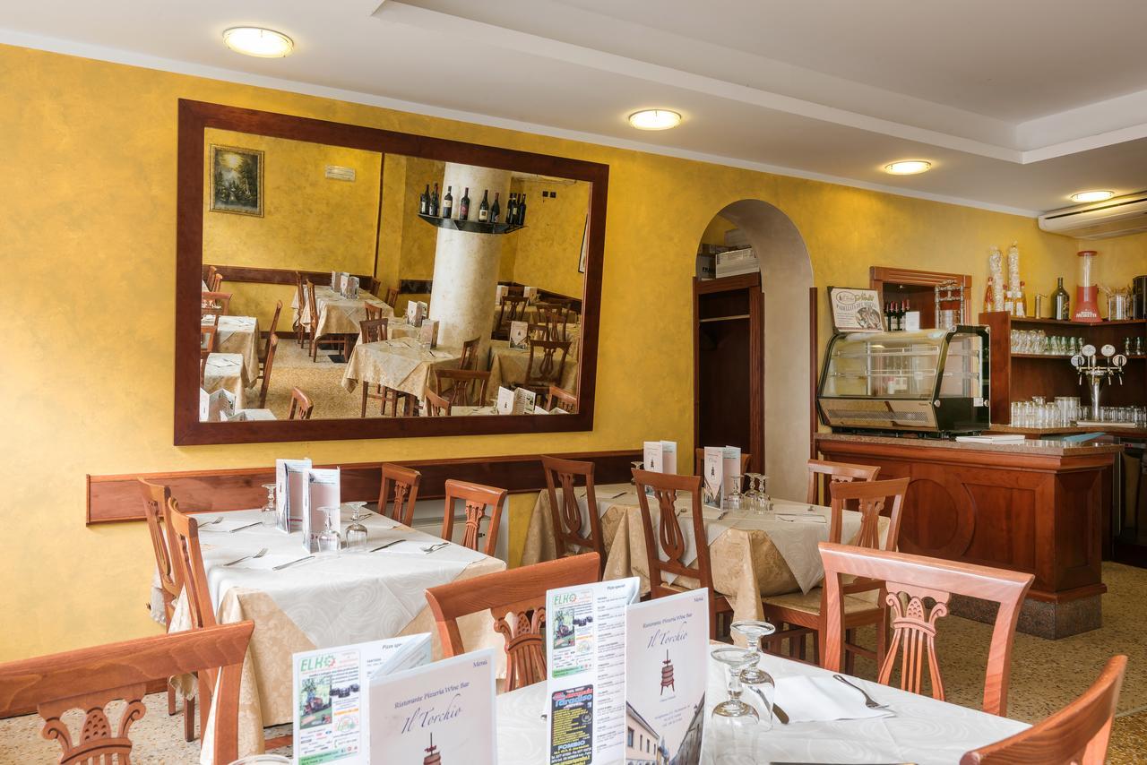 Il Torchio Di Alchieri Moreno E C Sas Pizzighettone Exteriér fotografie